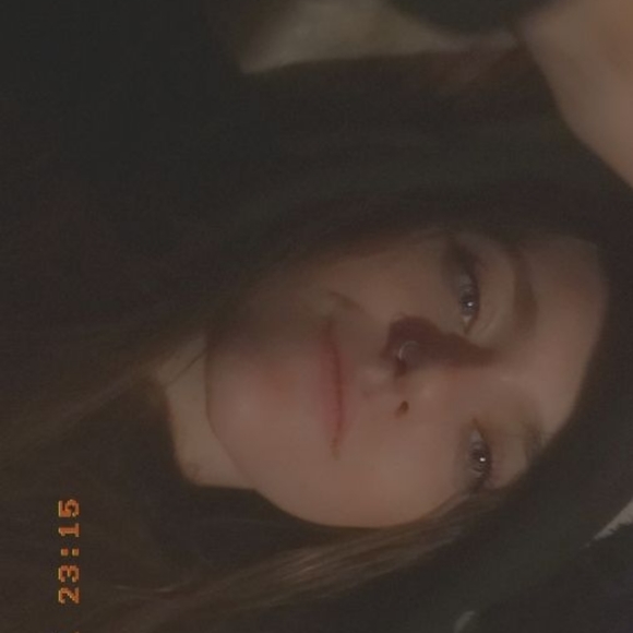 Meet your Posher, Stevie - Picture 2 of 7